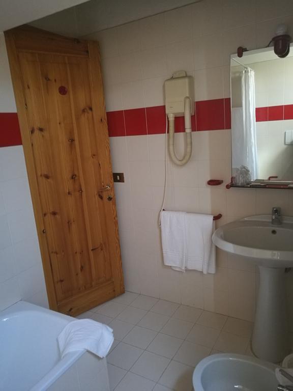 Costa Degli Ulivi Otel Fumane Dış mekan fotoğraf
